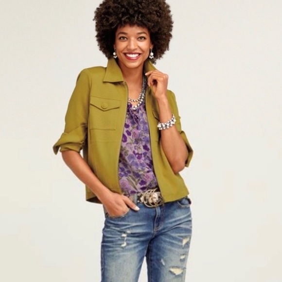 🥀FLASH SALE Cabi Trifle Sheer Flirty Floral Sleeveless Button Down Ruffled - Picture 8 of 9